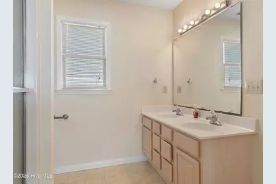 140 Ocean Boulevard E, Holden Beach, NC 28462 - Photo 25