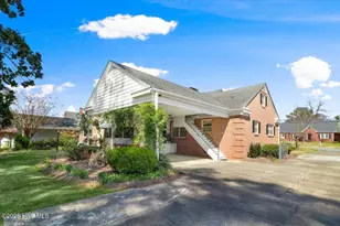615 W Main St, Mount Olive, NC 28365 - Photo 37