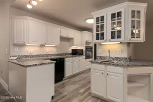 321 Barbara Dr, New Bern, NC 28562 - Photo 11