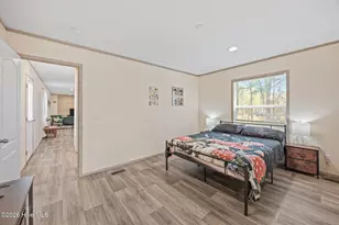 728 James St, Hubert, NC 28539 - Photo 15