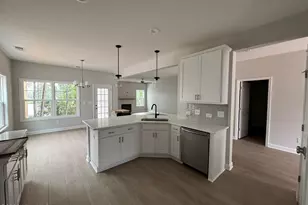 675 Watauga Ln, Aberdeen, NC 28315 - Photo 5