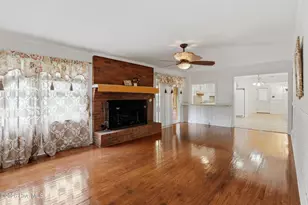 1423 Greenville Blvd SE, Greenville, NC 27858 - Photo 11