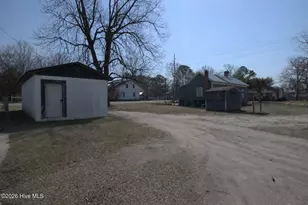 902 Nashville Rd, Rocky Mount, NC 27803 - Photo 5