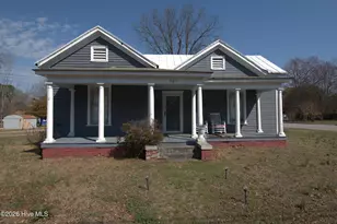 902 Nashville Rd, Rocky Mount, NC 27803 - Photo 1