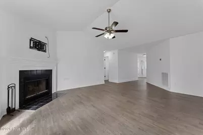 [Address not provided], Aberdeen, NC 28315 - Photo 11