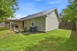 108 Foxlair Dr, Hubert, NC 28539 - Photo 5