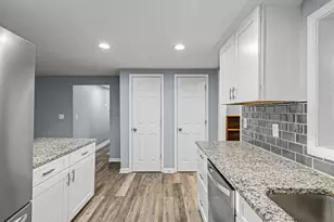 204 Fifth Ave, Jacksonville, NC 28546 - Photo 15