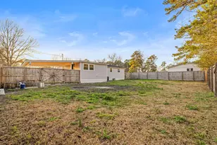 204 Fifth Ave, Jacksonville, NC 28546 - Photo 33