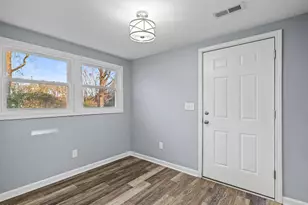 204 Fifth Ave, Jacksonville, NC 28546 - Photo 17