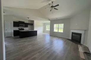 313 Cotton Hl Pl, Hubert, NC 28539 - Photo 3