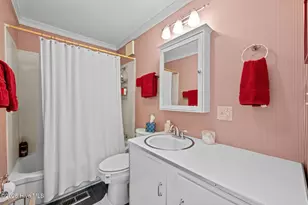506 Broad St, Oriental, NC 28571 - Photo 15
