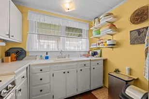 506 Broad St, Oriental, NC 28571 - Photo 9