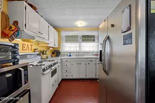 506 Broad St, Oriental, NC 28571 - Photo 7