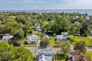 506 Broad St, Oriental, NC 28571 - Photo 37
