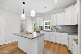 104 Tiverton Ct, Seven Lakes, NC 27376 - Photo 5