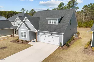 207 Rough Rdg Trl, Aberdeen, NC 28315 - Photo 7