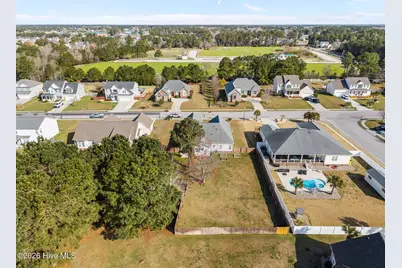 107 Cormorant Drive, Swansboro, NC 28584 - Photo 15