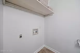 37 Barnes St, Greenville, NC 27858 - Photo 23