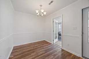 37 Barnes St, Greenville, NC 27858 - Photo 9