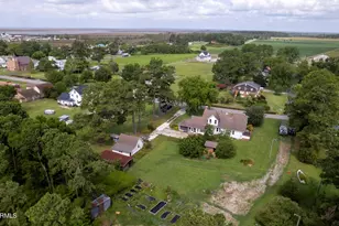 264 Main St, Swanquarter, NC 27885 - Photo 5