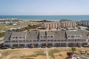 9201 Coast Guard Rd, Emerald Isle, NC 28594 - Photo 23