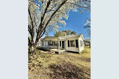 4146 East Pine Street, Farmville, NC 27828 - Photo 1