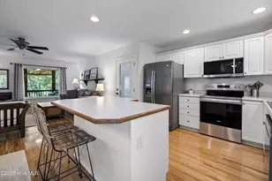 104 NE 21st St, Oak Island, NC 28465 - Photo 19