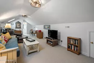 104 NE 21st St, Oak Island, NC 28465 - Photo 37