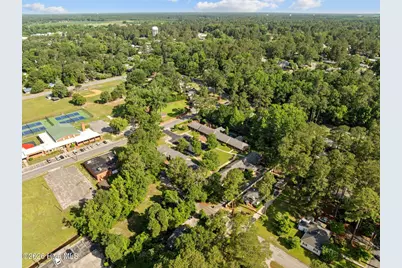 809 Greenbriar Road, Kinston, NC 28501 - Photo 11