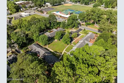809 Greenbriar Road, Kinston, NC 28501 - Photo 9
