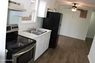 136 Highland Dr, West End, NC 27376 - Photo 3