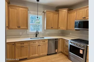 365 W New Jersey Avenue, Southern Pines, NC 28387 - Photo 7