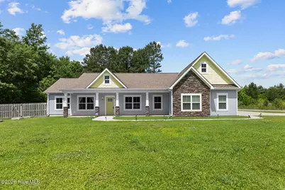 105 Nautical Wave Road, Hubert, NC 28539 - Photo 1