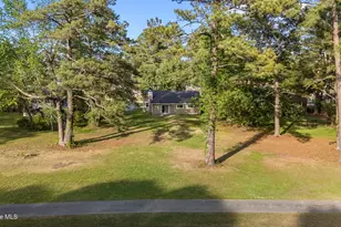 707 Plantation Dr, New Bern, NC 28562 - Photo 43