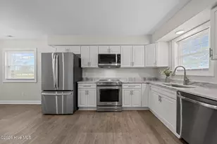 707 Plantation Dr, New Bern, NC 28562 - Photo 15