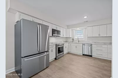 707 Plantation Drive, New Bern, NC 28562 - Photo 11