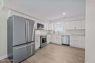 707 Plantation Dr, New Bern, NC 28562 - Photo 11