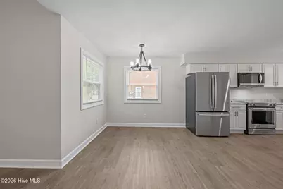 707 Plantation Drive, New Bern, NC 28562 - Photo 9