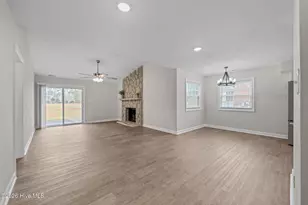 707 Plantation Dr, New Bern, NC 28562 - Photo 3