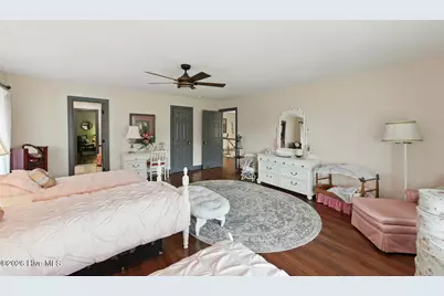 474 E Barefoot Road, Newton Grove, NC 28366 - Photo 45