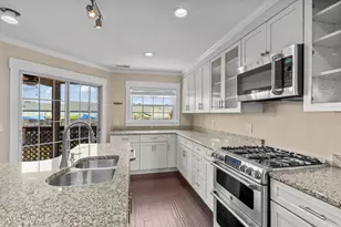 8711 Plantation Dr, Emerald Isle, NC 28594 - Photo 11
