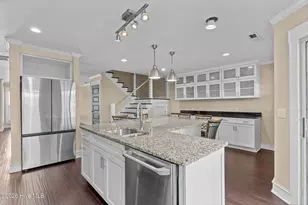 8711 Plantation Dr, Emerald Isle, NC 28594 - Photo 9