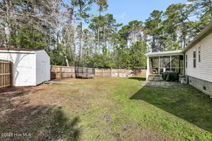 132 Holiday Dr, Hampstead, NC 28443 - Photo 27
