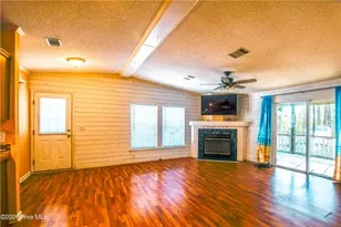118 Woodland Dr, Swansboro, NC 28584 - Photo 3
