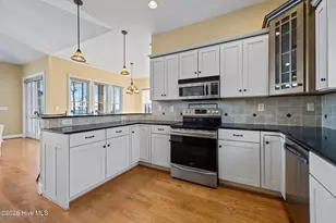 486 Sandy Point Dr, Beaufort, NC 28516 - Photo 13