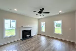 124 Woodford Dr, Jacksonville, NC 28540 - Photo 13