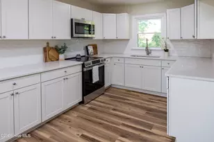 411 Lafayette St, Clinton, NC 28328 - Photo 7