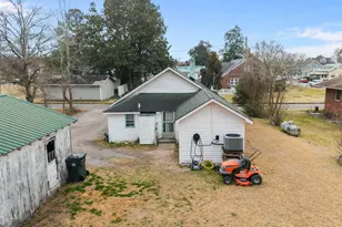 406 Howard St, Columbia, NC 27925 - Photo 11
