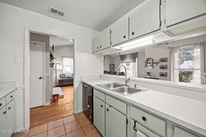 117 Tiffany Place, Jacksonville, NC 28546 - Photo 13