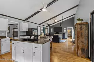 257 Crows Nest Rd, Beaufort, NC 28516 - Photo 9
